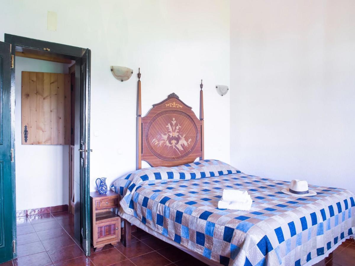 Willa House With Authentic Tiling And Antique Furniture Montemor-o-Novo Zewnętrze zdjęcie